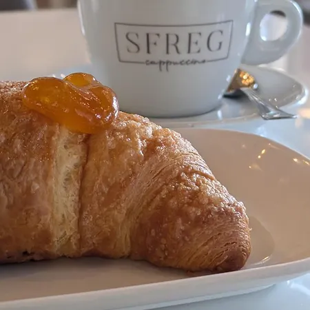 Affittacamere Sfreg - E 3*